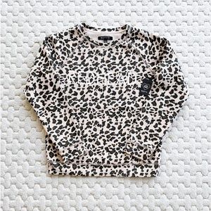 NWT Brunette the Label “Redhead” Leopard Print Crewneck.
Size 10/12 years.